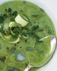 chilled-courgette-purslane-soup